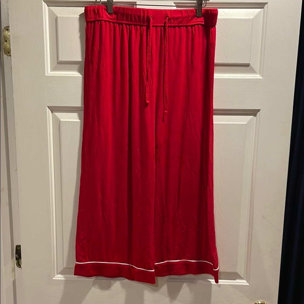 Vineyard Vines Red Pajama Pants with White Trim Cropped Wide Leg